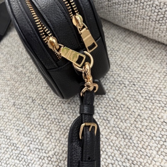 Coach Jes Crossbody Bag in black leather with gold accents - Picture 6 of 8